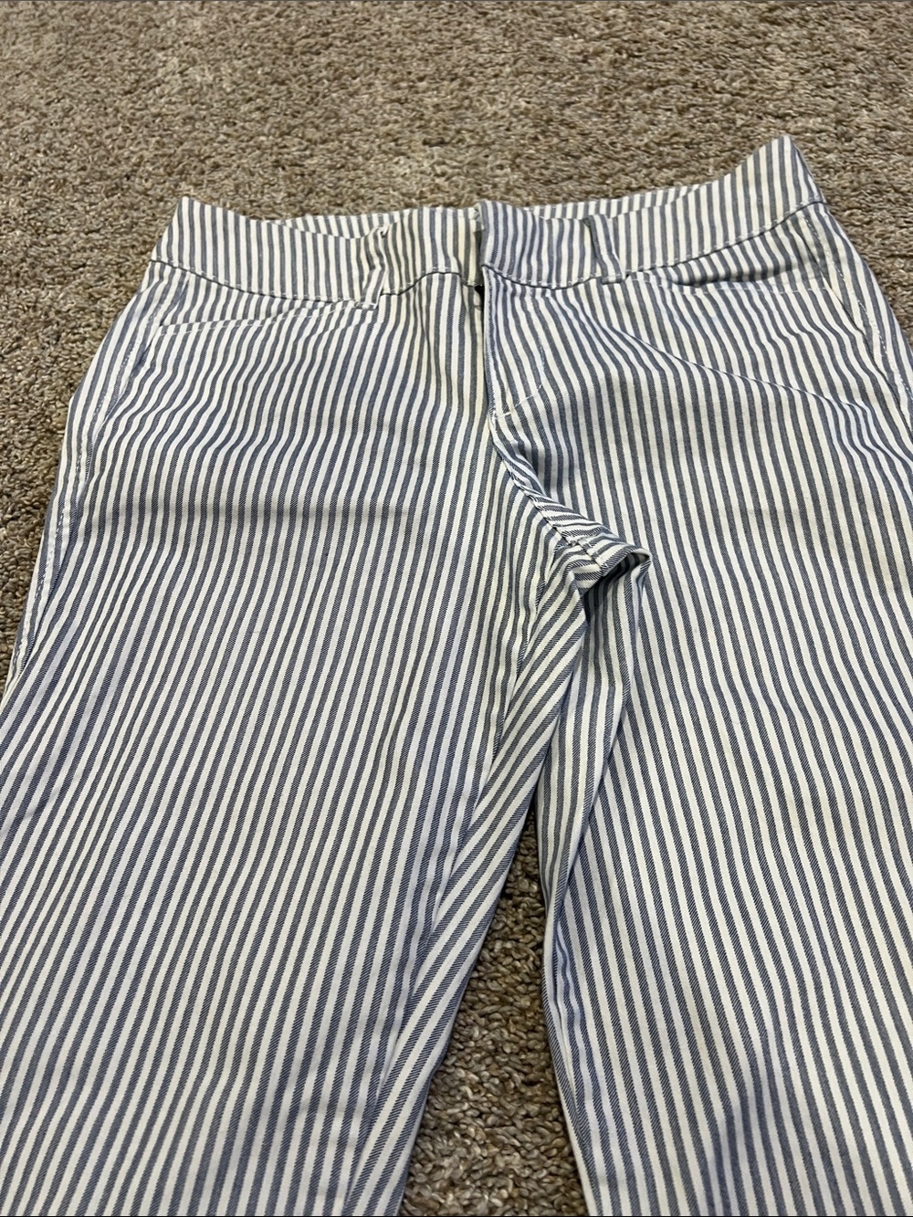 Bundle Old Navy Pants - Picture 3 of 4